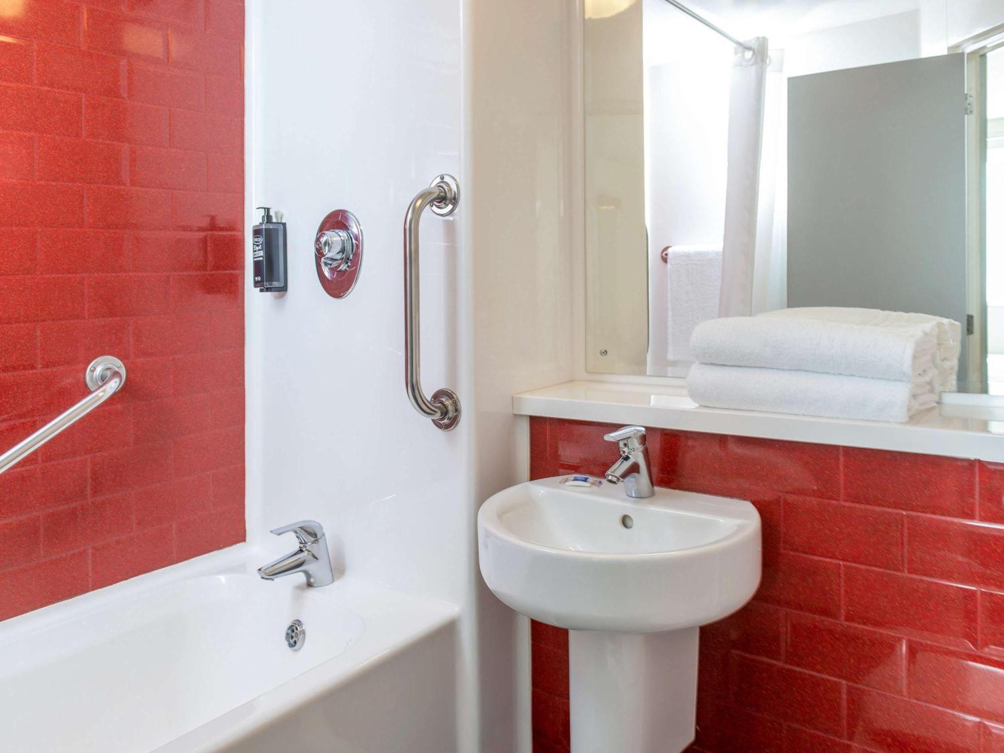 Ibis Budget Lancaster Centre 외부 사진